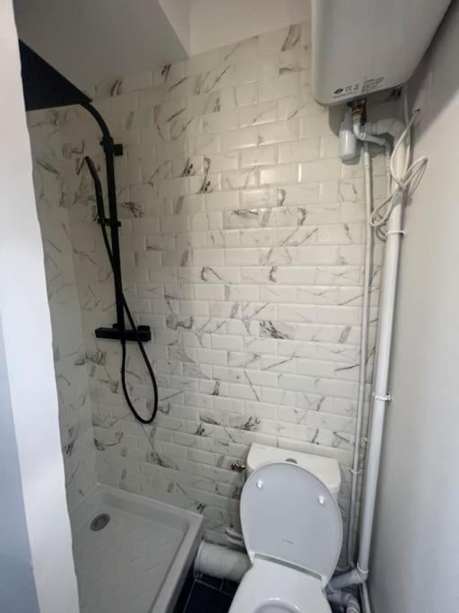 Studio Cosy Refait A Neuf Levallois Luaran gambar